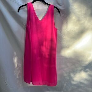 V-Neck SS Shift Dress